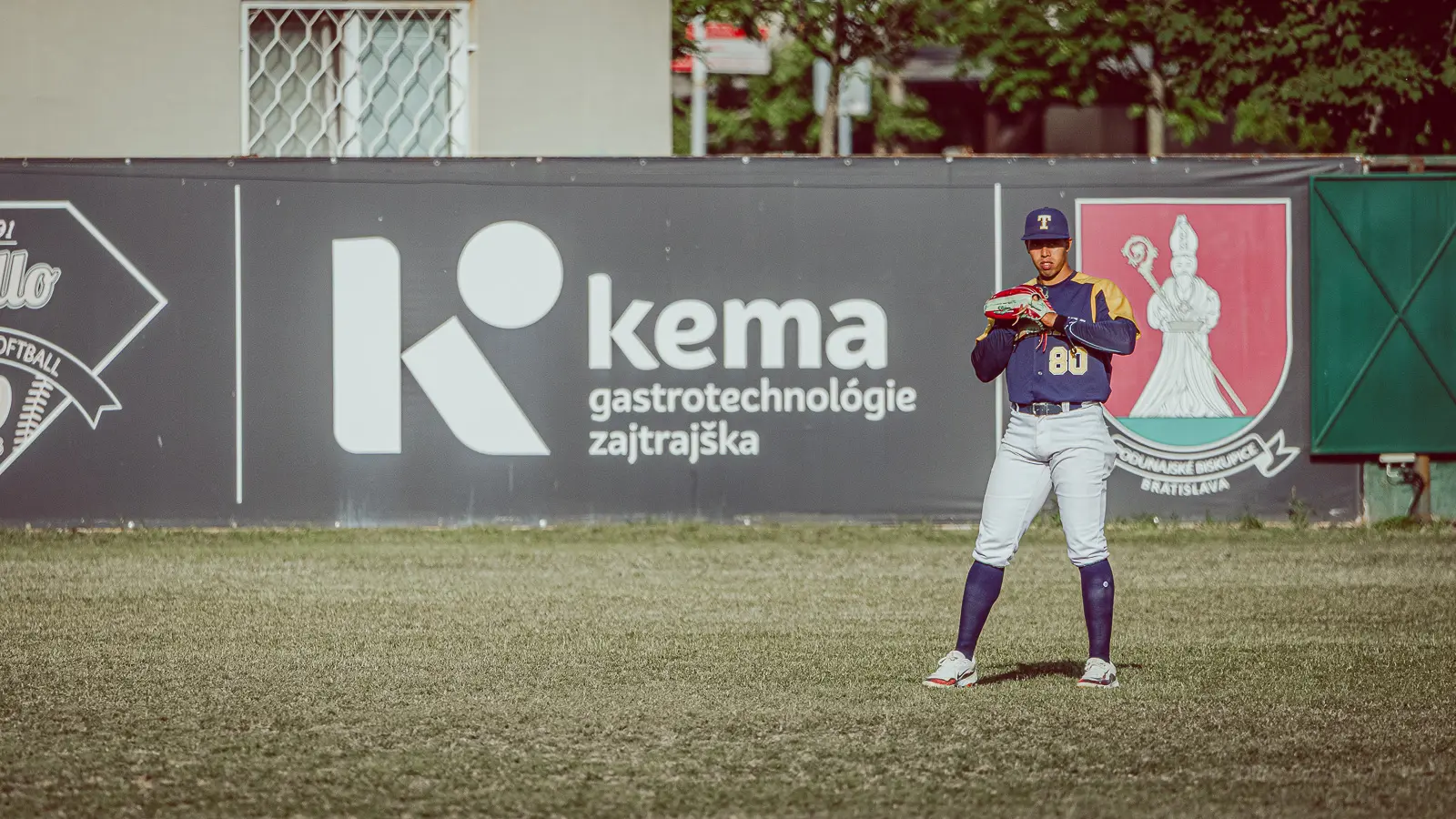 pavol-teslik-baseball-apollo-vs-angels-2026-014