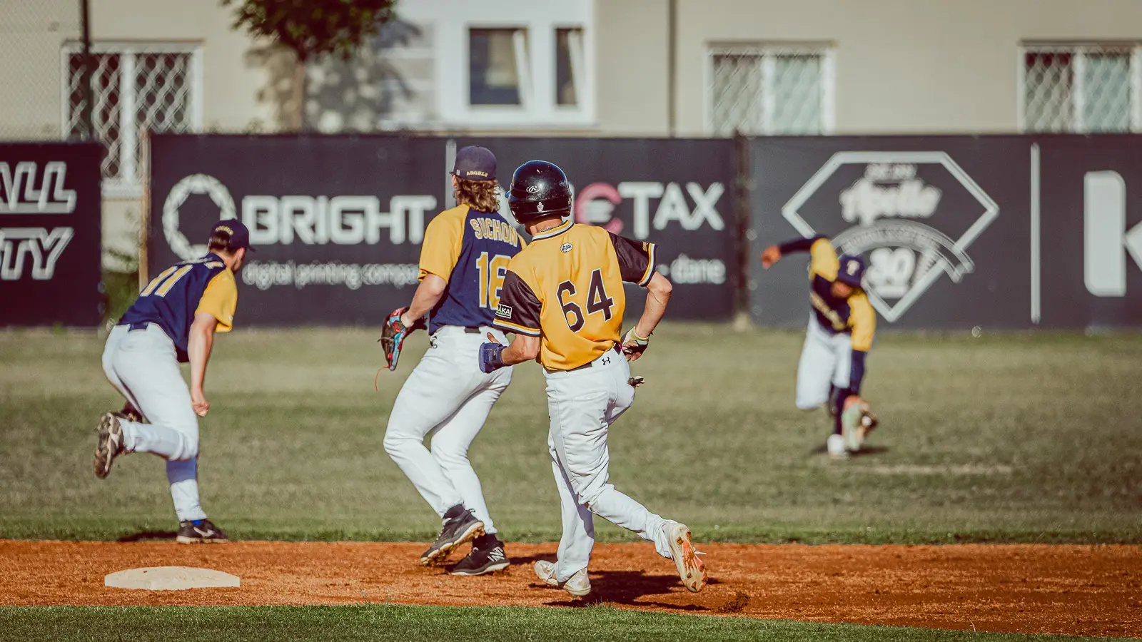 pavol-teslik-baseball-apollo-vs-angels-2026-017