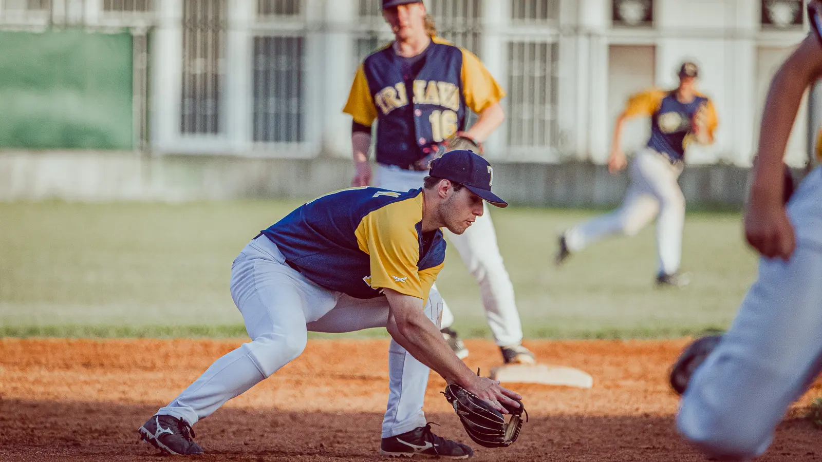 pavol-teslik-baseball-apollo-vs-angels-2026-035