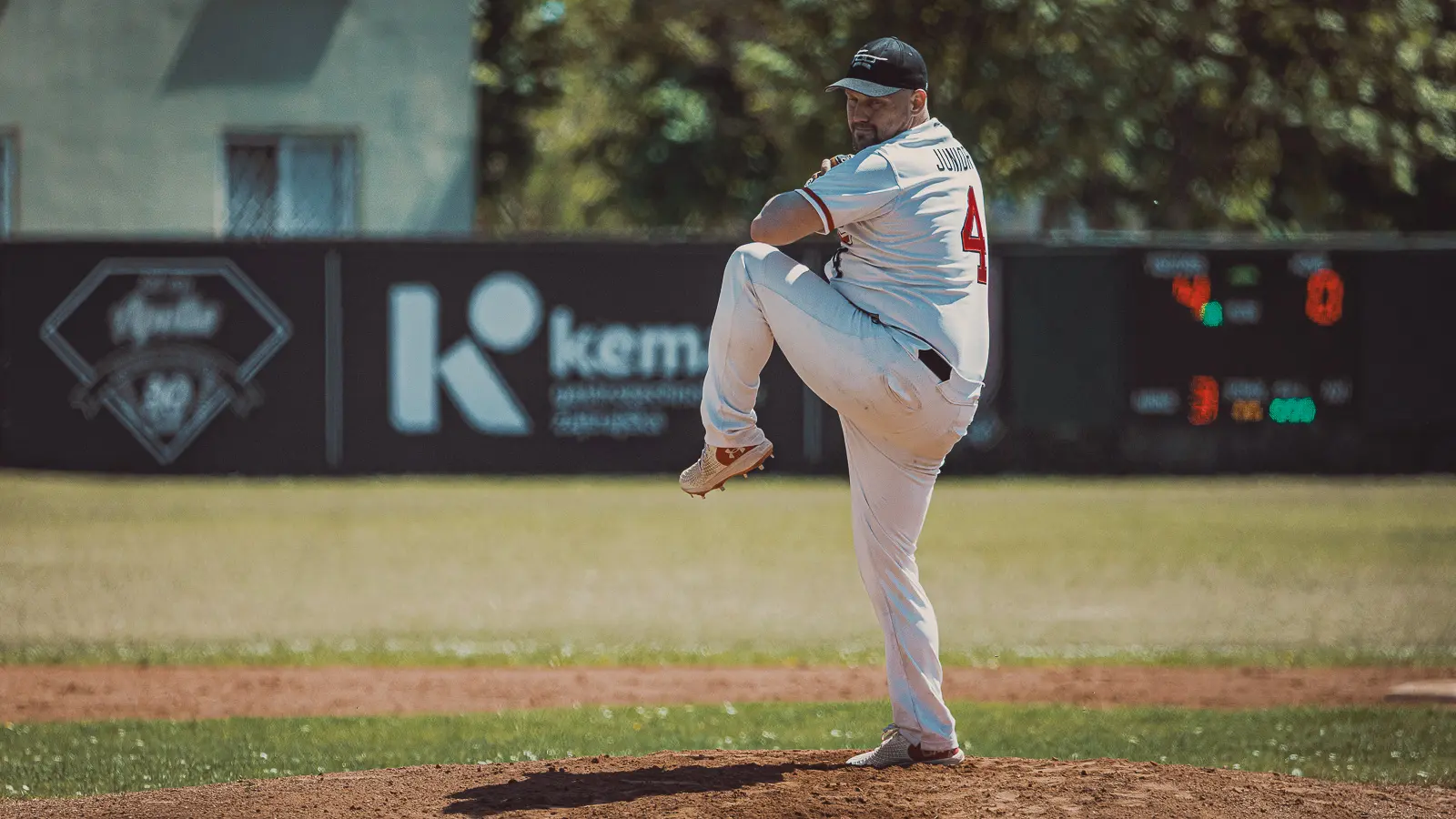 pavol-teslik-baseball-apollo-vs-fooze-2026-029