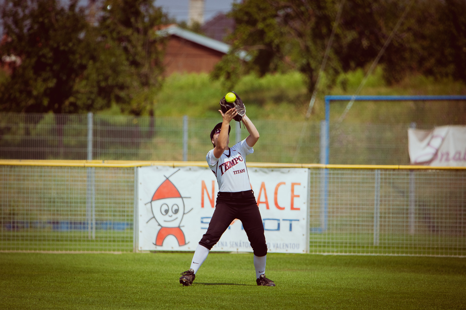 pavol-teslik-softball-snails-vs-tempo-add-003